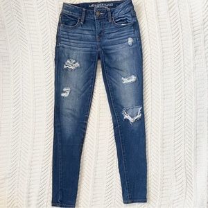 American Eagle Skinny Jeans Distressed Size 0 Short